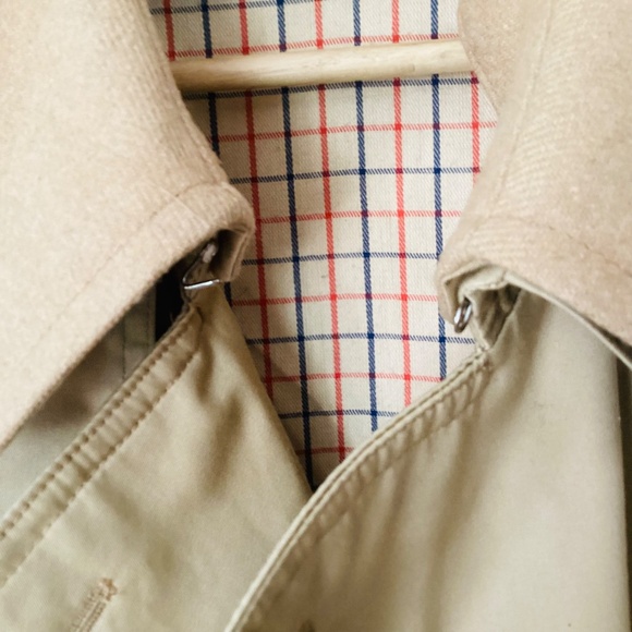 Vintage Lined Tan wool collar Trench Coat Made in Poland Size 44R pockets belted - Picture 7 of 16